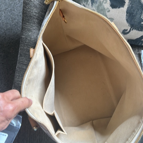 Louis Vuitton shoulder bag - Picture 6 of 12